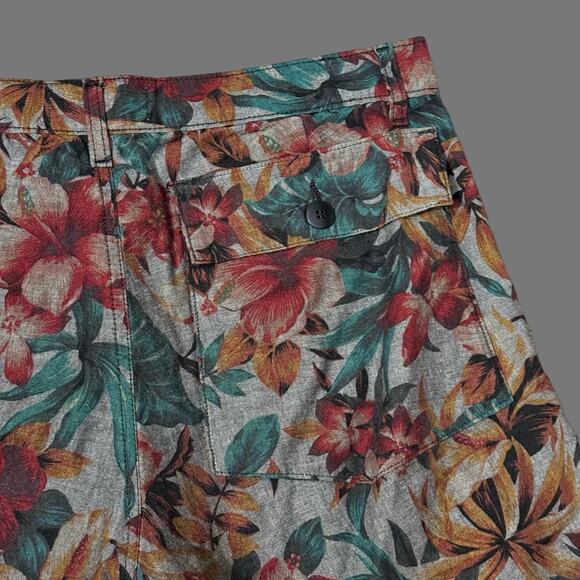Naked & Famous RARE Floral Slim Short Mens Multicolor Pattern Size S EUC - Picture 7 of 7